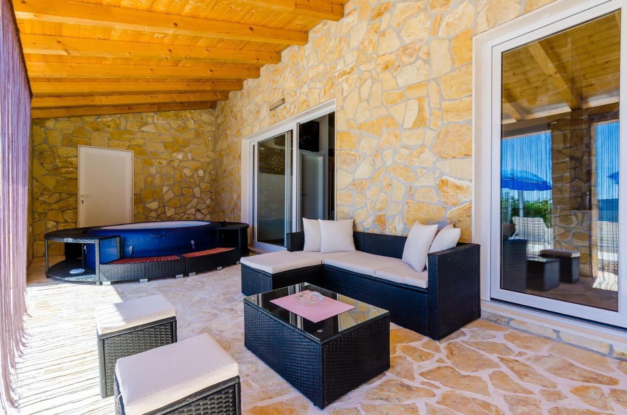 Villa Mateo With Private Pool Gruda Exteriör bild