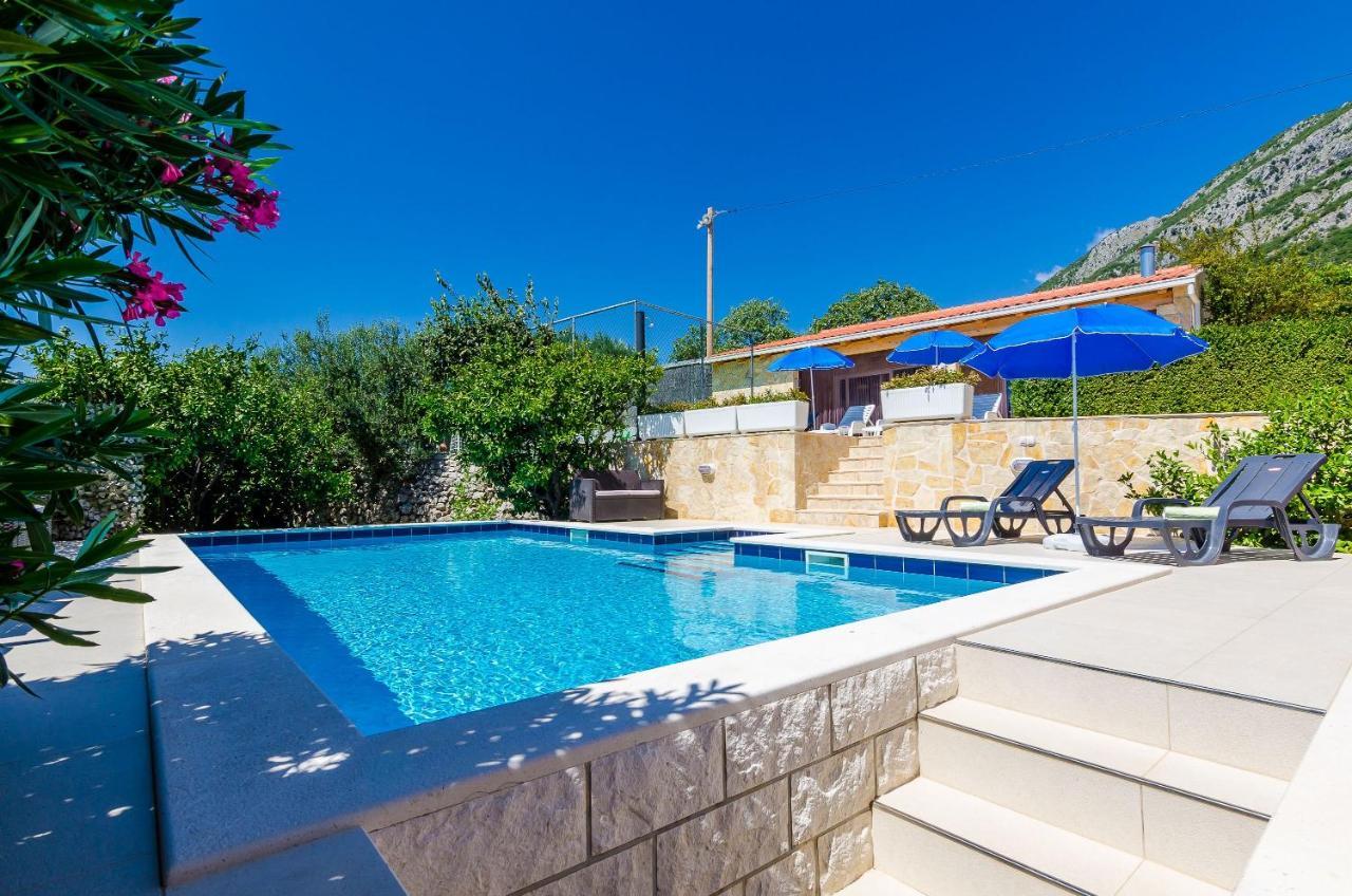 Villa Mateo With Private Pool Gruda Exteriör bild