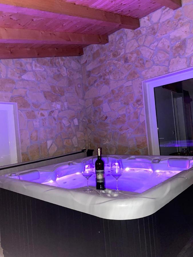 Villa Mateo With Private Pool Gruda Exteriör bild